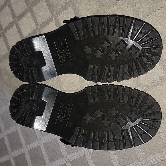 DR. Martens Addina Flower Buckle Maryjane Platforms - Picture 10 of 12